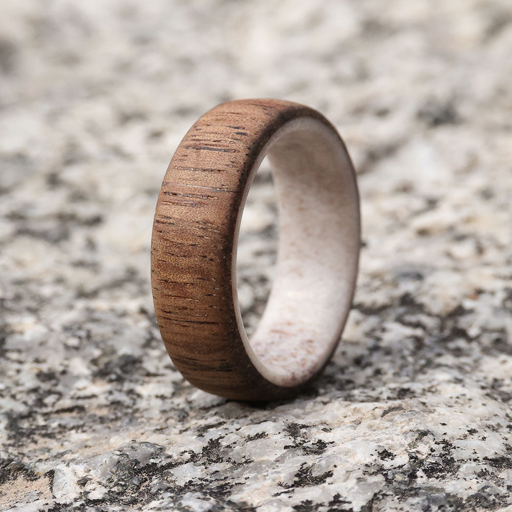 Bague pour homme en bois de koa et bois de cerf Bijoutiers Vansweden